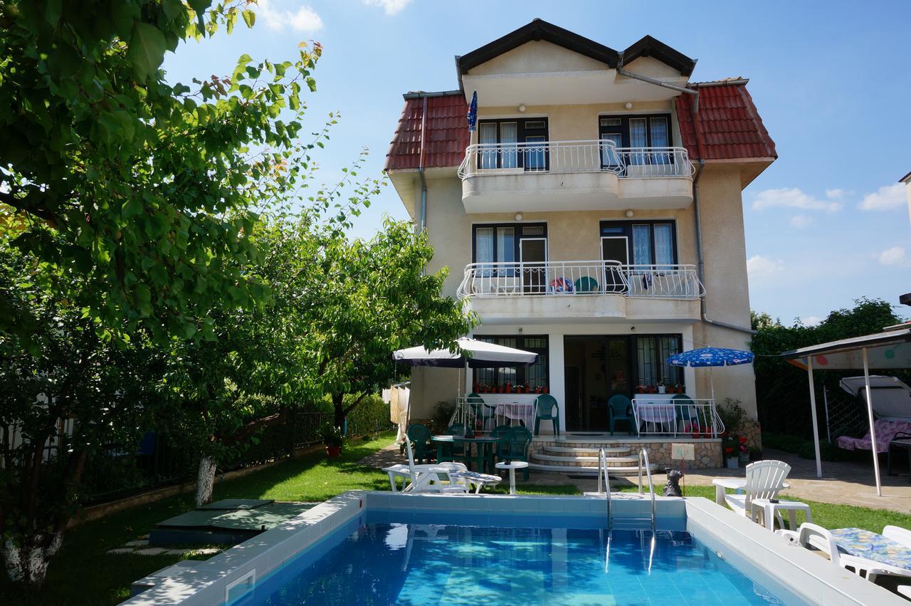 Villa Kosara St Constantin et Helena Extérieur photo
