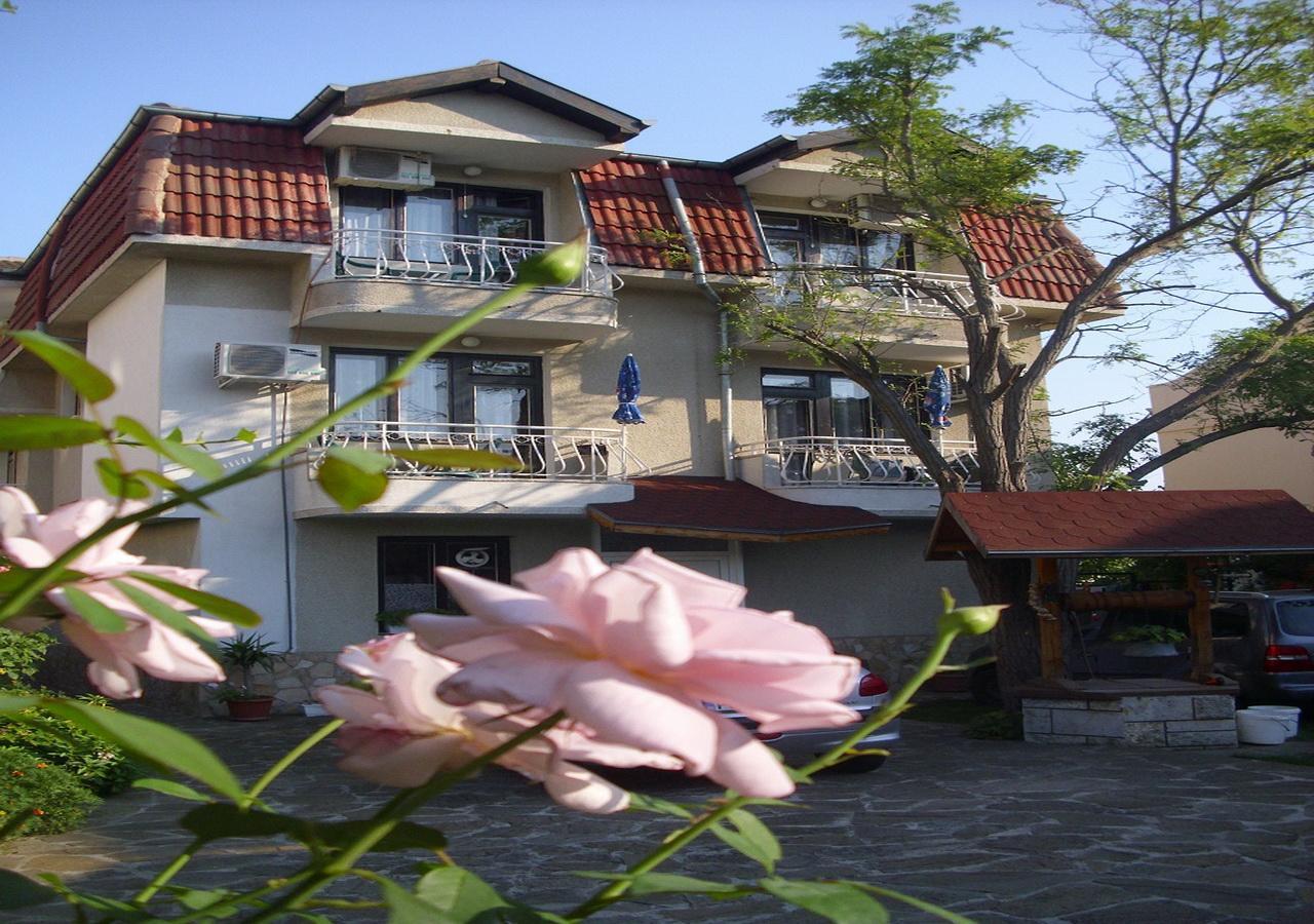 Villa Kosara St Constantin et Helena Extérieur photo