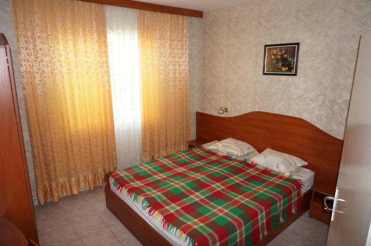 Villa Kosara St Constantin et Helena Extérieur photo